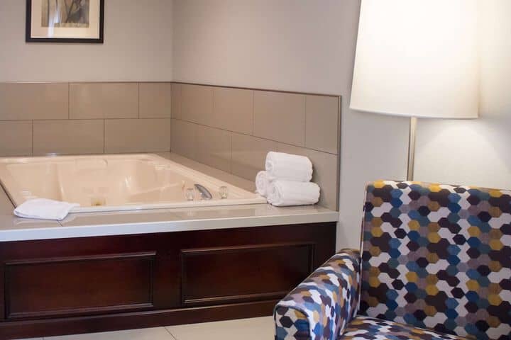 Room 21 of 41