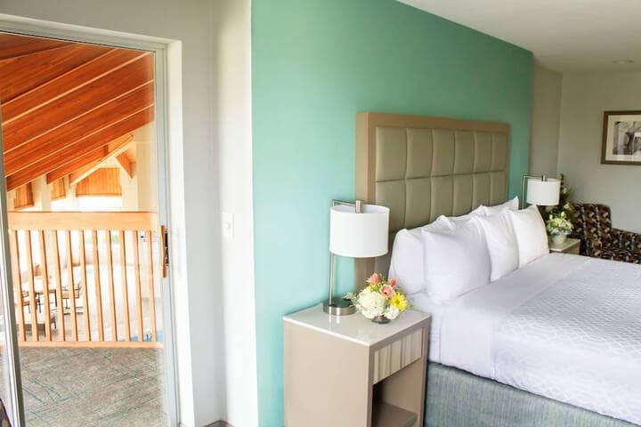 Room 10 of 41
